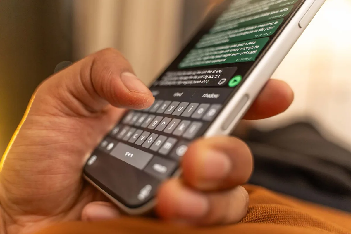Canadian Travellers Beware: U.S. Border Officers May Conduct Unwarranted Phone Searches