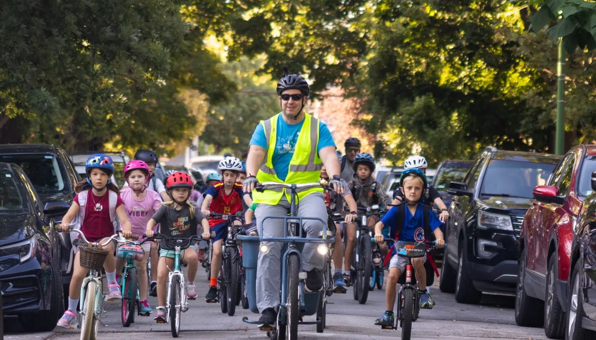 Chicago’s Kids Are Rolling In: The Rise of the Bike Bus