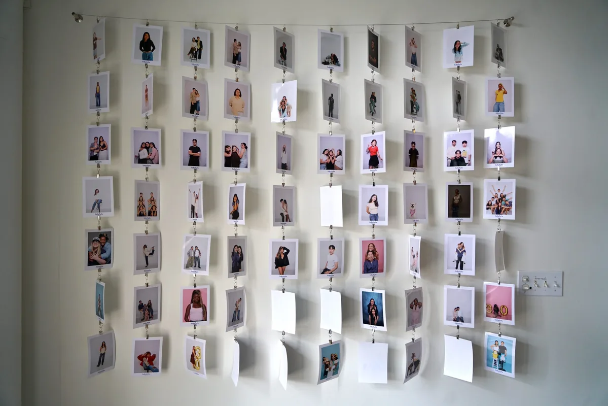 Self-Service Portrait Studios Pop Up on Chicago’s Northwest Side
