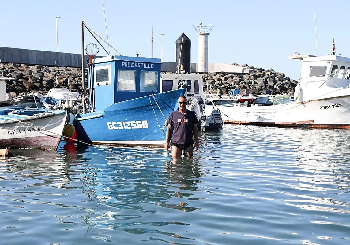 Dragging Urgency: The Fight for Castillo del Romeral's Safe Waters