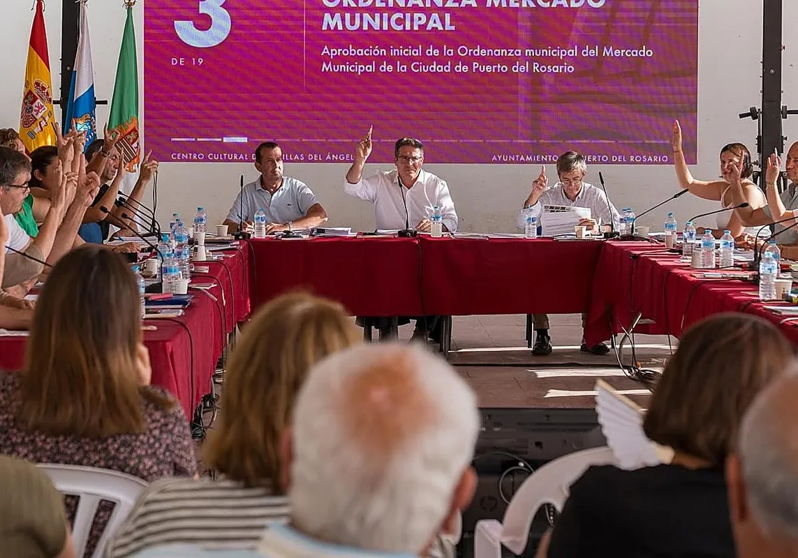 Puerto del Rosario Celebrates the 100th Anniversary of Casillas del Ángel with a Municipal Session