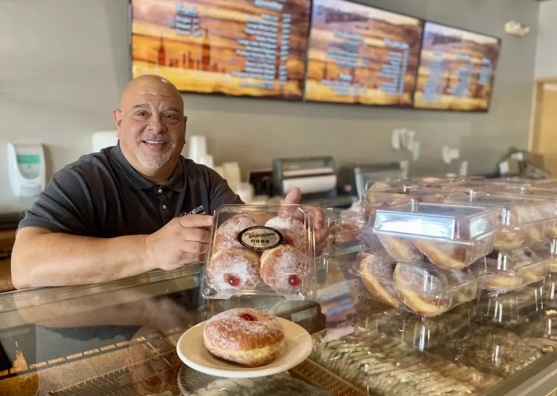 Local Delicatessen to Close After 40 Years: A Bittersweet End for Phoenix