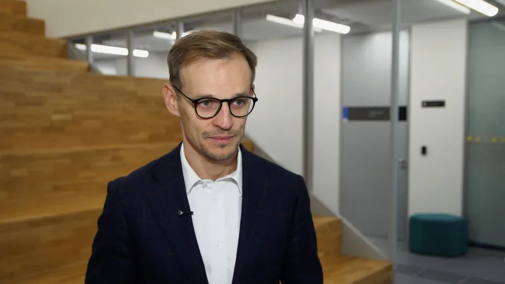Young Adults Criticize Polish Schools for Practical Skills Gap