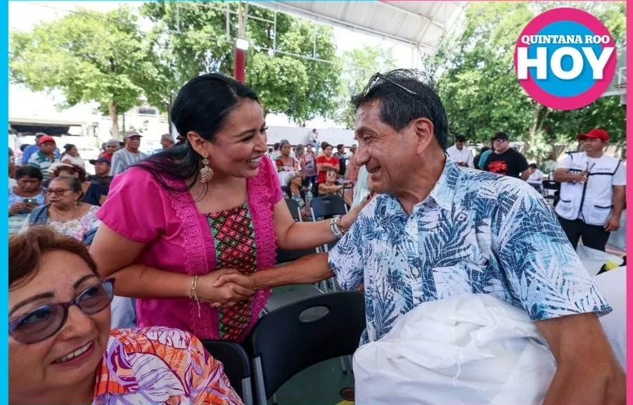 Puerto Morelos Residents Enjoy Government Alimentary Support