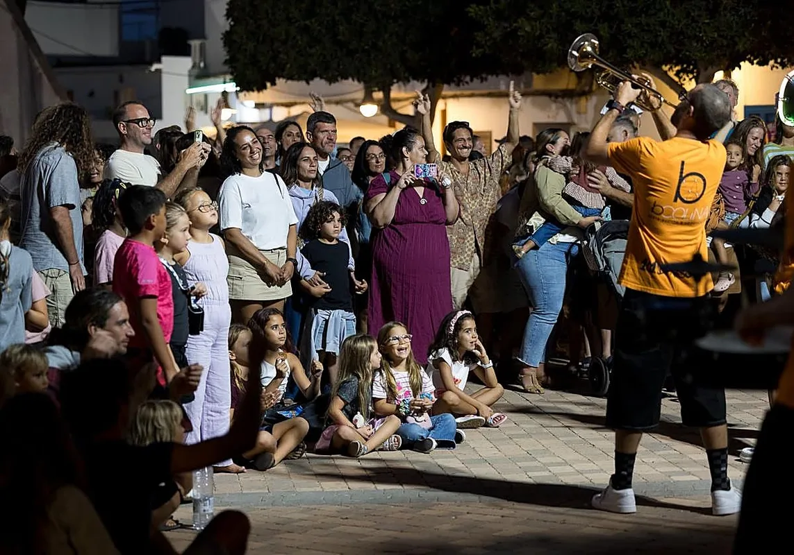 El Cotillo’s ‘Sal y Arte’ Festival: A Night of Culture and Stars